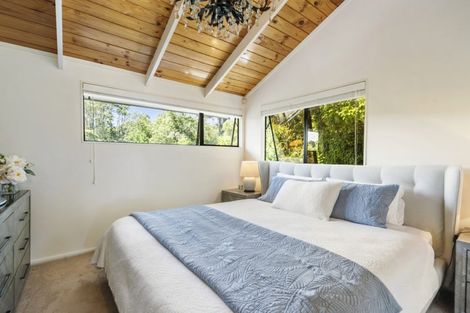 Photo of property in 22 Hebe Place, Birkenhead, Auckland, 0626