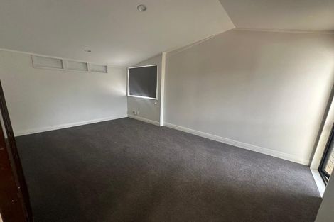 Photo of property in 29 Onewa Road, Northcote, Auckland, 0627