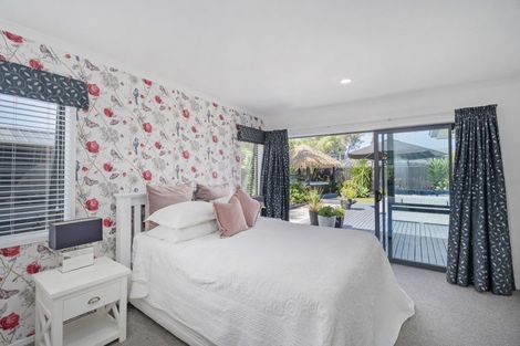 Photo of property in 31 Wells Place, Whitianga, 3510