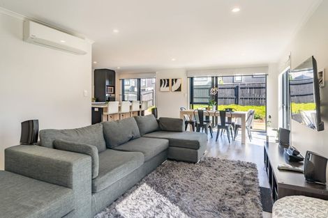 Photo of property in 1 Taraiti Crescent, Kenepuru, Porirua, 5022