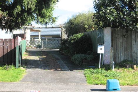 Photo of property in 37 Heathdale Crescent, Papakura, 2110