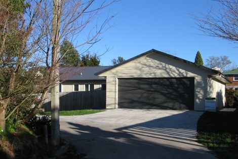 Photo of property in 140 Rifle Range Road, Dinsdale, Hamilton, 3204
