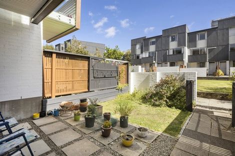 Photo of property in Altar Apartments, 20/120 Rintoul Street, Newtown, Wellington, 6021