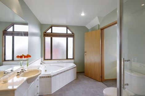 Photo of property in 56 Creyke Road, Ilam, Christchurch, 8041