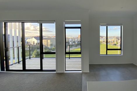 Photo of property in 2/42 Nugget Avenue, Hobsonville, Auckland, 0616