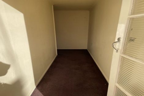 Photo of property in 20 Roxburgh Street, Mount Victoria, Wellington, 6011