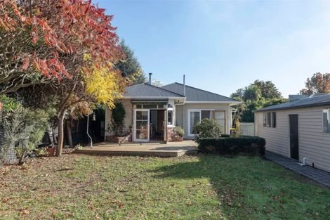 Photo of property in 12 Mayfield Avenue, Mairehau, Christchurch, 8013