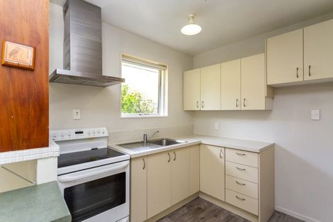 Photo of property in 8 Ashfield Place, Ilam, Christchurch, 8041