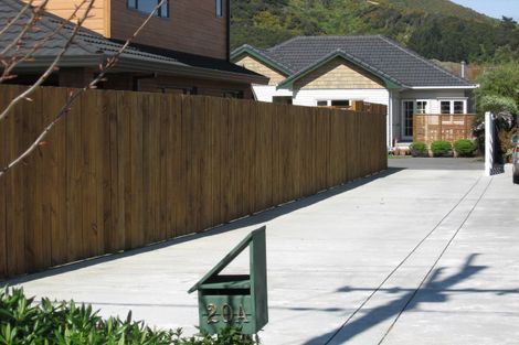 Photo of property in 20 Rossiter Avenue, Waterloo, Lower Hutt, 5011