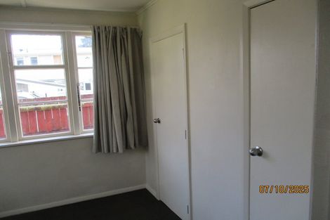 Photo of property in 1086 High Street, Taita, Lower Hutt, 5011