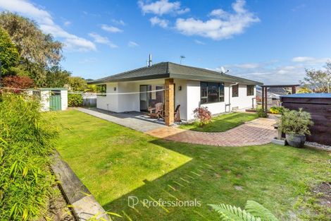 Photo of property in 18 Clearwater Terrace, Brown Owl, Upper Hutt, 5018