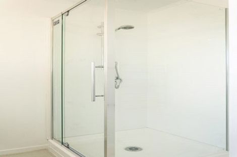 Photo of property in 38 Lyndfield Lane, Newlands, Wellington, 6037