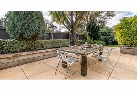 Photo of property in 156 Riverlaw Terrace, Saint Martins, Christchurch, 8022