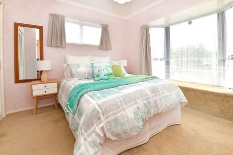 Photo of property in 73 Kauri Road, Stanmore Bay, Whangaparaoa, 0932