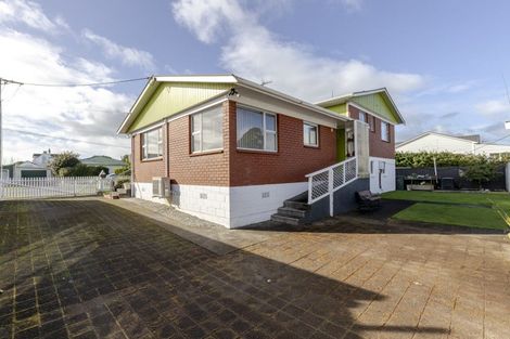 Photo of property in 7a Blake Street, Waitara, 4320