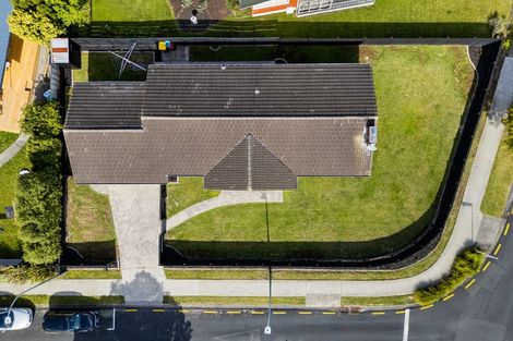 Photo of property in 2 Bowen Place, St Andrews, Hamilton, 3200