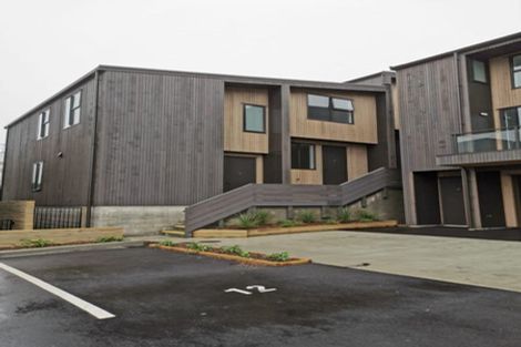 Photo of property in 12/20u Trent Street, Island Bay, Wellington, 6023