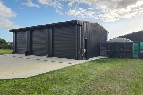 Photo of property in 15 Carex Grove, Foxton Beach, Foxton, 4815
