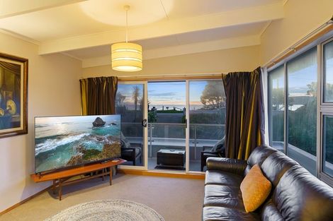 Photo of property in 93 Marine Parade, Paraparaumu Beach, Paraparaumu, 5032