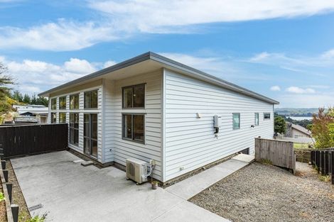 Photo of property in 5 Pacific View, Whitby, Porirua, 5024