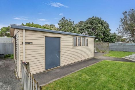 Photo of property in 49a Thatcher Street, Castlecliff, Whanganui, 4501