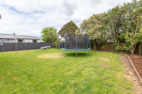 Photo of property in 9 Flemington Place, Nawton, Hamilton, 3200