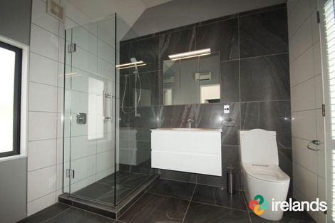 Photo of property in 73b Carlton Mill Road, Merivale, Christchurch, 8014