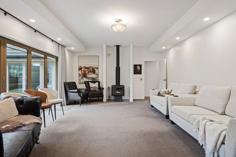 Photo of property in 6 Ambrose Place, Rangiora, 7400