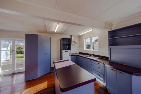 Photo of property in 27 Russell Road, Marewa, Napier, 4110