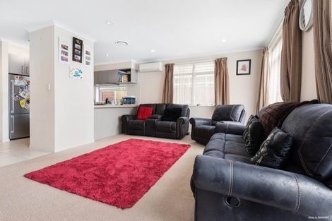 Photo of property in 110 Flat Bush School Road, Flat Bush, Auckland, 2019