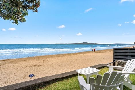 Photo of property in Seaview Apartments, 10/64 Milford Road, Milford, Auckland, 0620