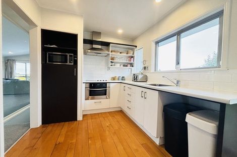 Photo of property in 1/196 Kitchener Road, Pukekohe, 2120