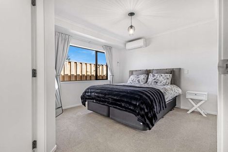 Photo of property in 3 Waitaha Place, Clive, 4102