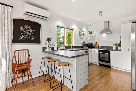 Photo of property in 49 Princes Street, Cambridge, 3434