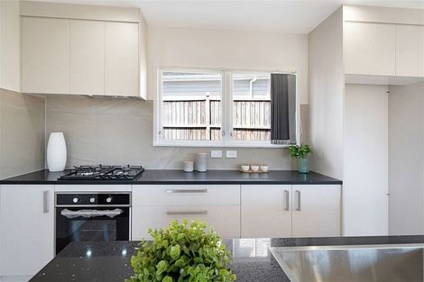 Photo of property in 65 Hetherington Road, Ranui, Auckland, 0612