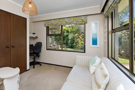 Photo of property in 13 Kotare Street, Waikanae, 5036