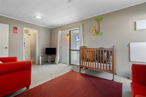 Photo of property in 6 Harris Street, Te Puke, 3119