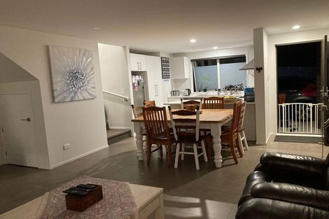 Photo of property in 7c Yeoman Place, Howick, Auckland, 2014