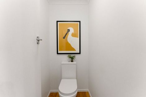 Photo of property in 3b Wheeler Place, Upper Vogeltown, New Plymouth, 4310