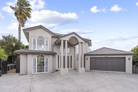 Photo of property in 9 Nathan Close, Somerville, Auckland, 2014