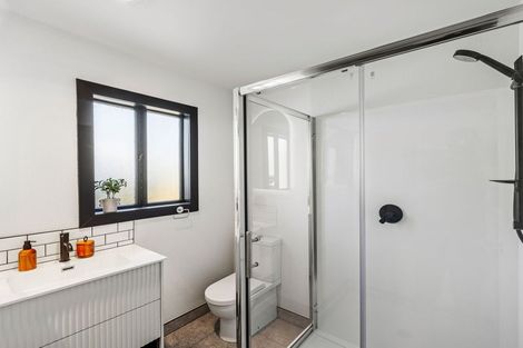 Photo of property in 30 Newcastle Street, Phillipstown, Christchurch, 8011