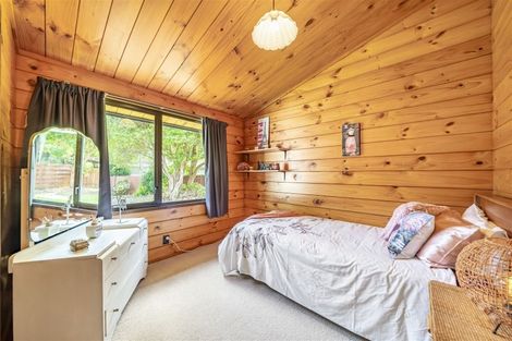Photo of property in 135 Plateau Road, Te Marua, Upper Hutt, 5018