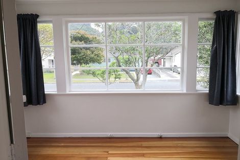 Photo of property in 50 Compton Crescent, Taita, Lower Hutt, 5011
