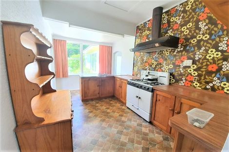 Photo of property in 67 Clifford Road, Johnsonville, Wellington, 6037