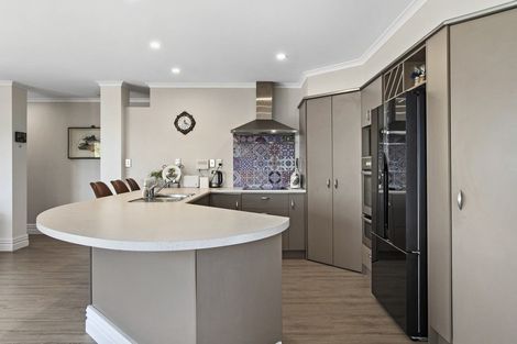 Photo of property in 74 Orion Drive, Welcome Bay, Tauranga, 3112