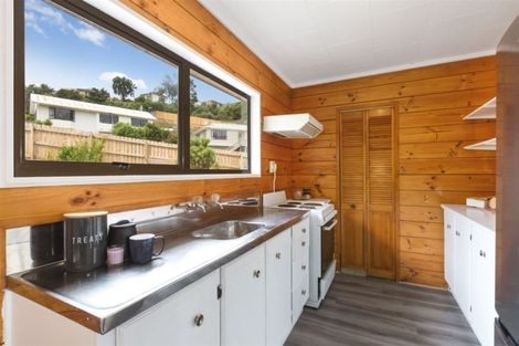 Photo of property in 2 Garboard Lane, Whitby, Porirua, 5024