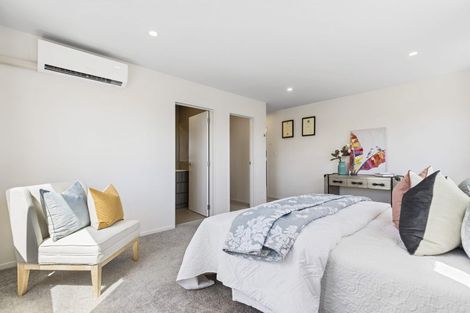 Photo of property in 5a Hemsway Place, Sunnyhills, Auckland, 2010