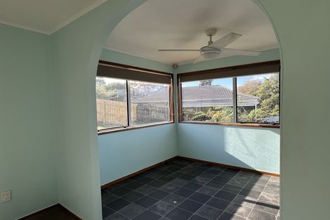 Photo of property in 121a Seabrook Avenue, New Lynn, Auckland, 0600