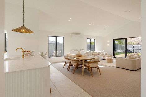 Photo of property in 6 Parkside Avenue, Maewa, Feilding, 4702