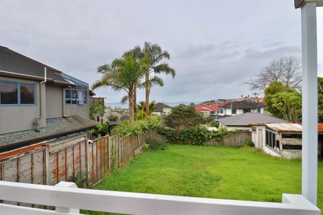 Photo of property in 182 Bucklands Beach Road, Bucklands Beach, Auckland, 2012